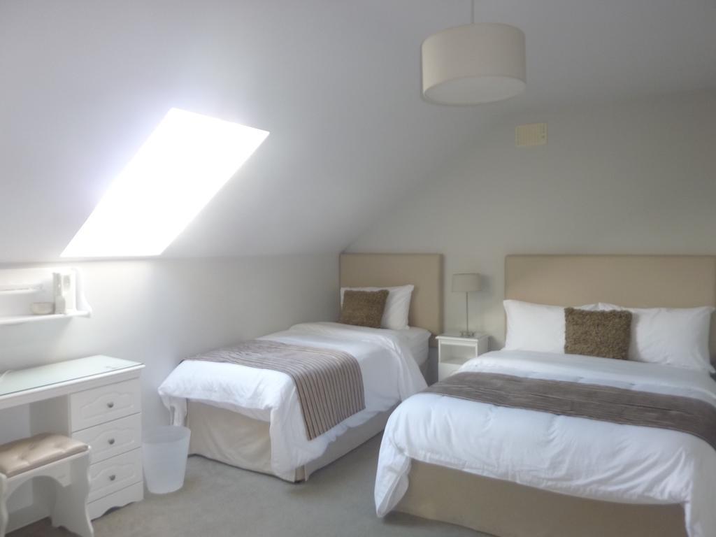 Westwinds Guestlodge Γκάλγουεϊ Εξωτερικό φωτογραφία