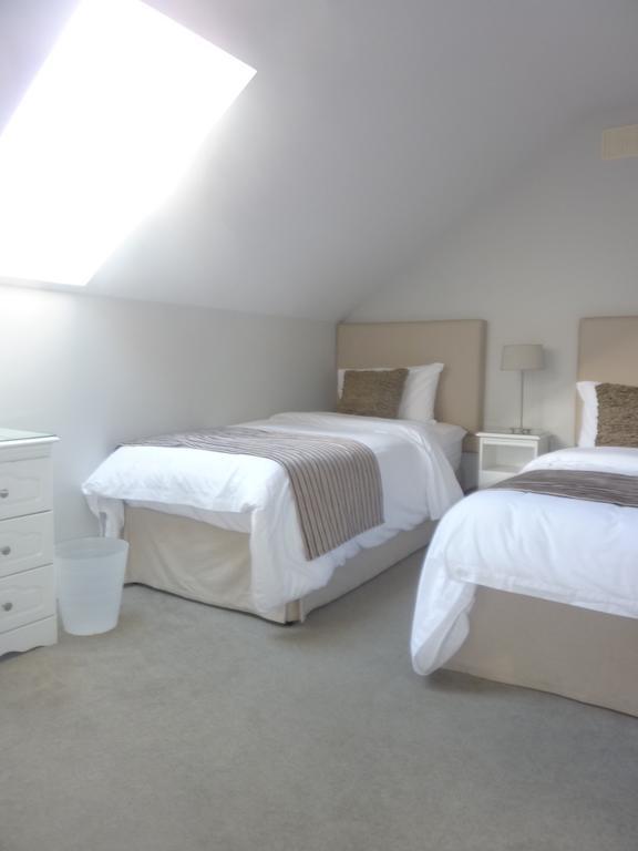 Westwinds Guestlodge Γκάλγουεϊ Εξωτερικό φωτογραφία